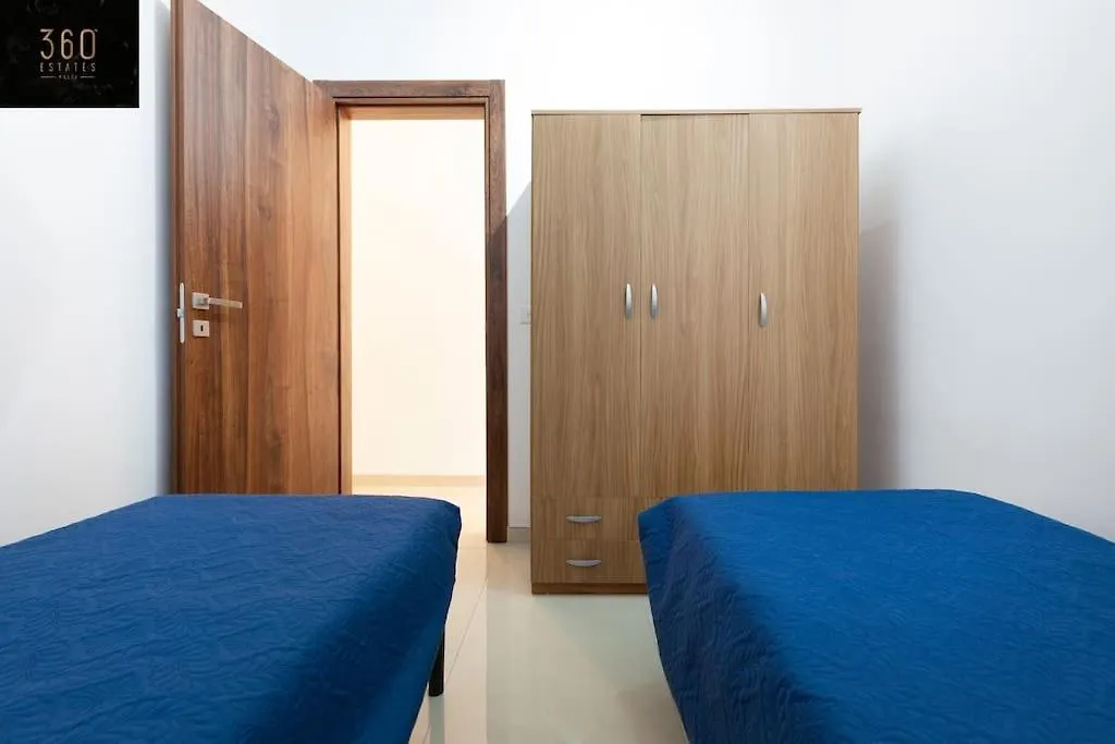 Apartment Comfy Apt With Terrace, 5 Mins To Sliema Ferries By 360 Estates Gzira