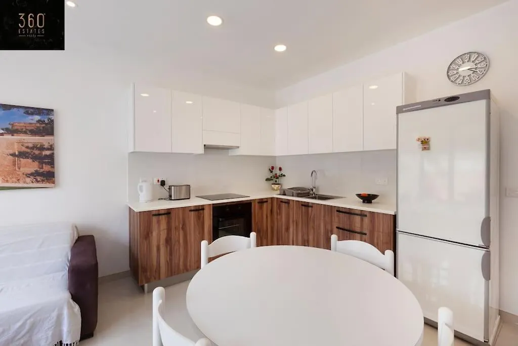 Comfy Apt With Terrace, 5 Mins To Sliema Ferries By 360 Estates Gzira 0*,